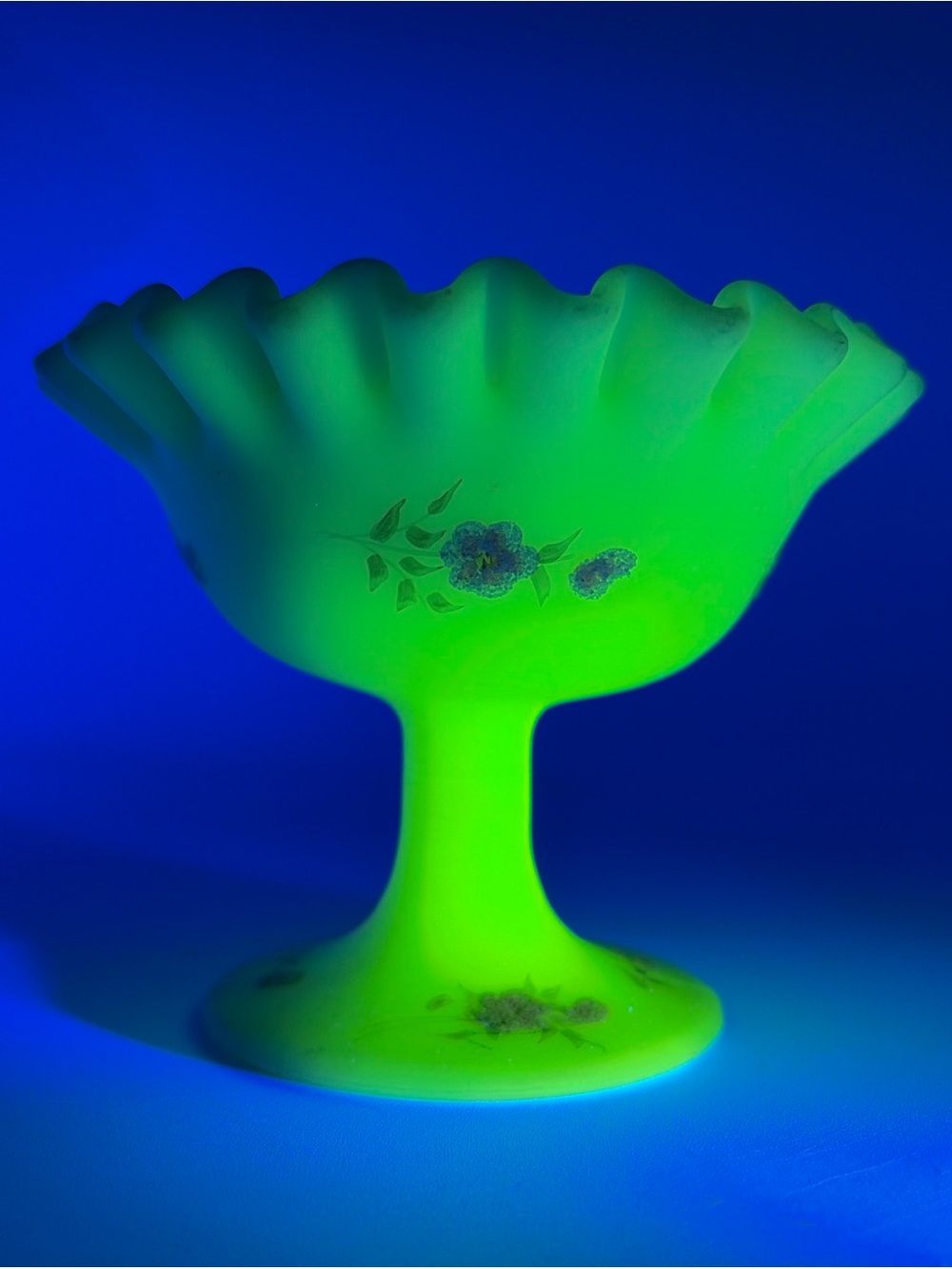Vtg FENTON Uranium Custard Glass Ruffled Pedestal Candy Dish Hand Painted Signed